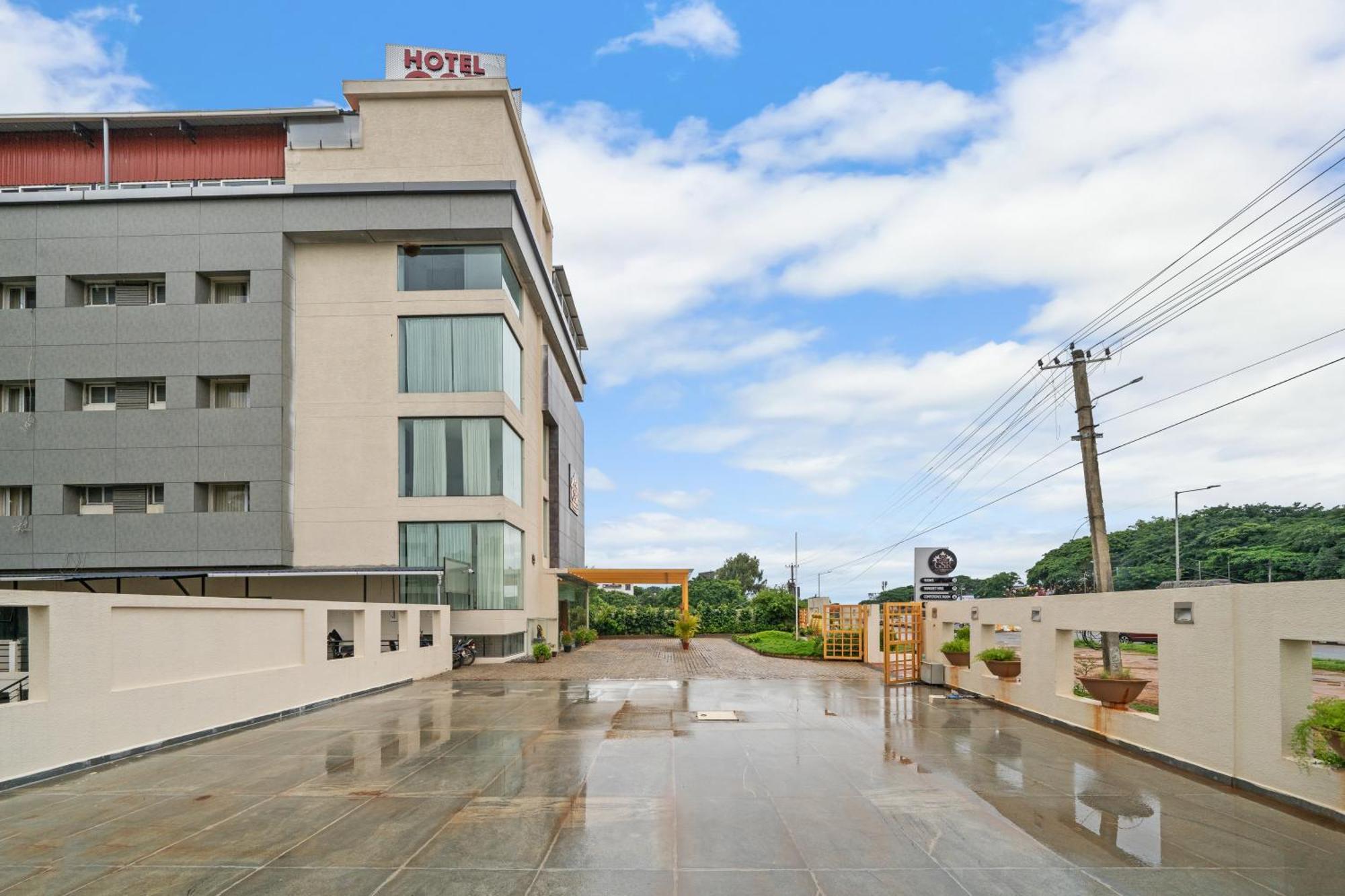 Hotel Gsr Tumkur Ngoại thất bức ảnh